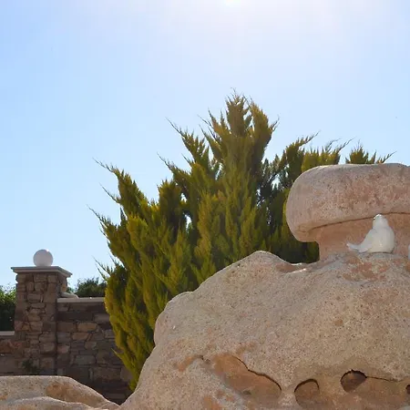 Naxos Olive House * Melanes