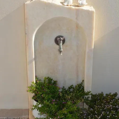 Naxos Olive House * Melanes